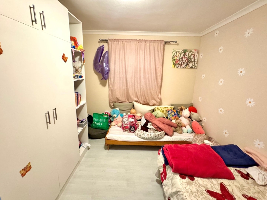 To Let 3 Bedroom Property for Rent in Wavecrest Western Cape